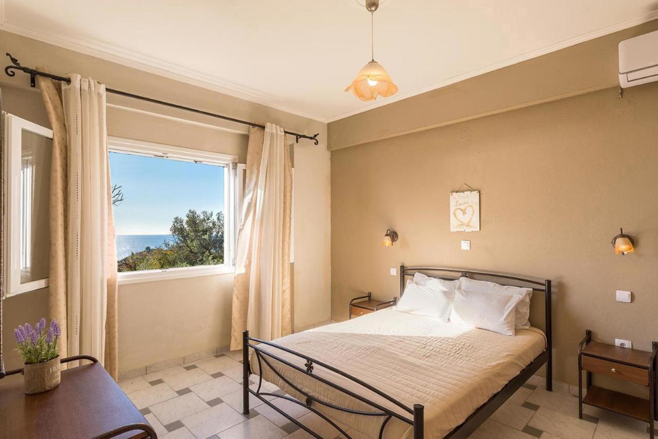 Large Apartment By The Pool - Pelekas Beach, Corfu Exterior foto