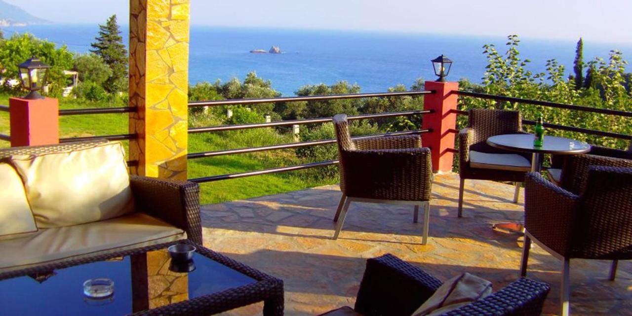 Large Apartment By The Pool - Pelekas Beach, Corfu Exterior foto